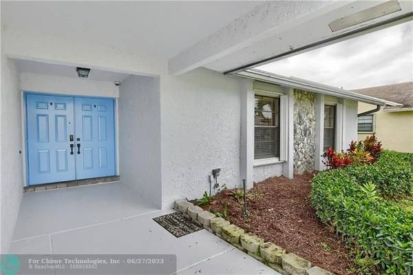 Boca Raton, FL 33434,9906 Majorca Pl