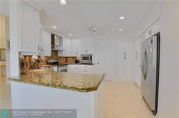 Boca Raton, FL 33434,9906 Majorca Pl