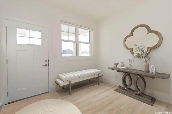 2003 Stilling LANE, Saskatoon, SK S7V 0X2