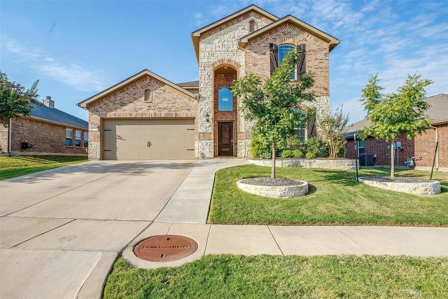 1309 Wysteria Lane, Burleson, TX 76028