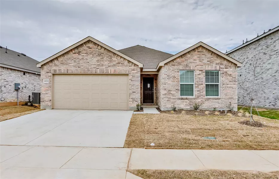 4624 Greyberry Drive, Fort Worth, TX 76036