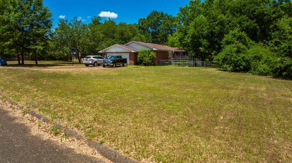 Gladewater, TX 75647,2200 W Hampton Street