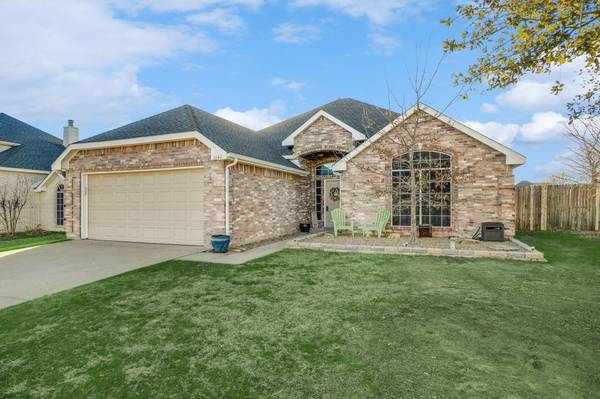 1141 Sparrow Circle,  Midlothian,  TX 76065