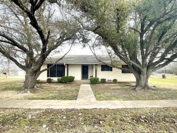 300 Church Street, Lone Oak, TX 75453