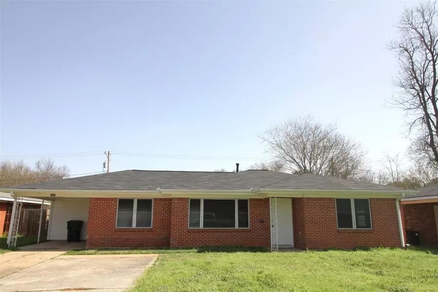 2927 E Cavett Drive, Shreveport, LA 71104