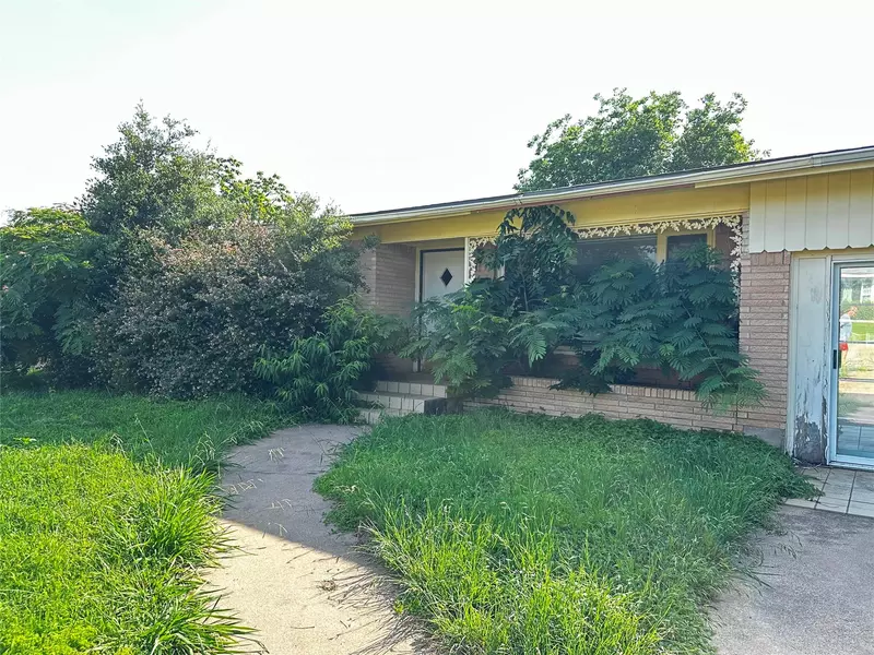 2466 Garfield Avenue, Abilene, TX 79601