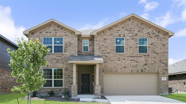 8012 Schooner Drive, Fort Worth, TX 76179