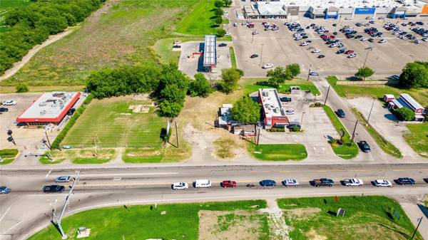 8747 State Highway 34 S, Quinlan, TX 75474