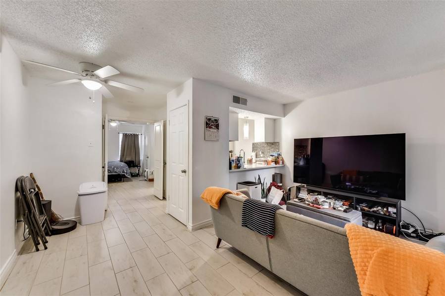 1810 N Garrett Avenue #119, Dallas, TX 75206