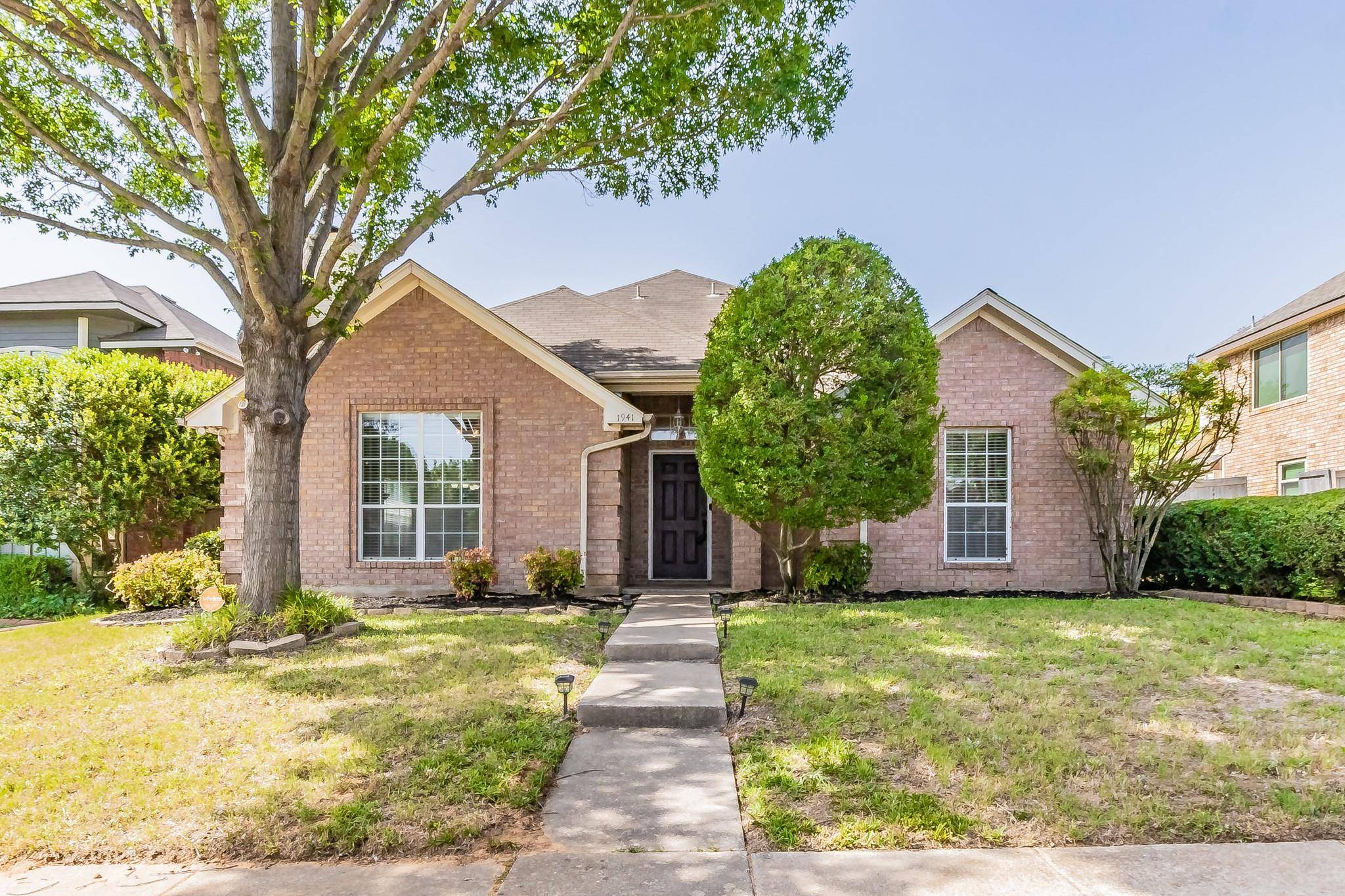 Grapevine, TX 76051,1941 Lilac Lane