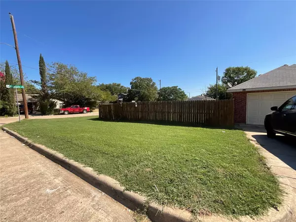 Grand Prairie, TX 75051,2418 Miller Street