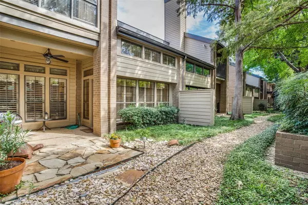 5116 Westgrove Drive, Dallas, TX 75248