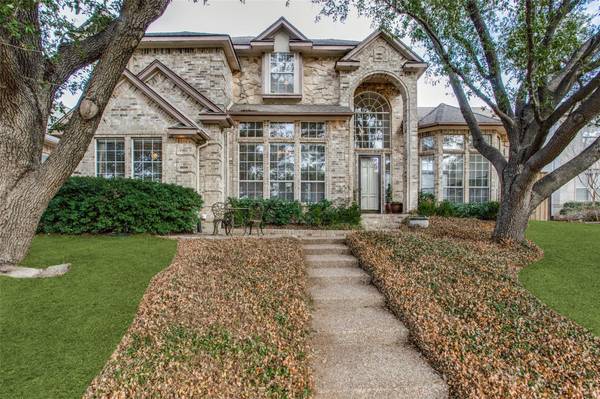 2001 San Michael Drive, Carrollton, TX 75006