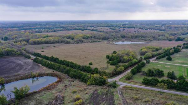 10.01 Acres Hard Corner County Rd 1102, Celeste, TX 75423