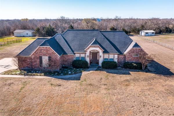 188 Green Meadow Court, Gunter, TX 75058