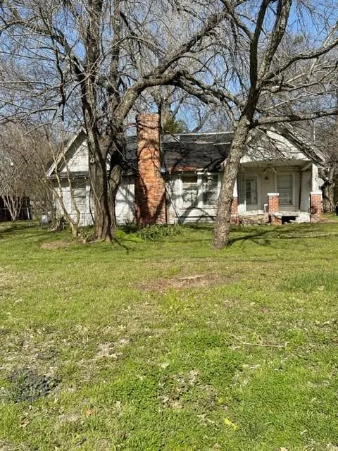 939 & 933 Applegate Drive,  Dallas,  TX 75253