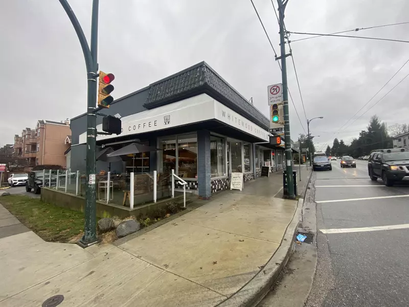 3208 OAK STREET, Vancouver, BC V6H 2L3