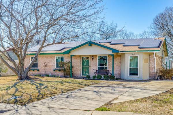 1224 Mars Drive, Cedar Hill, TX 75104