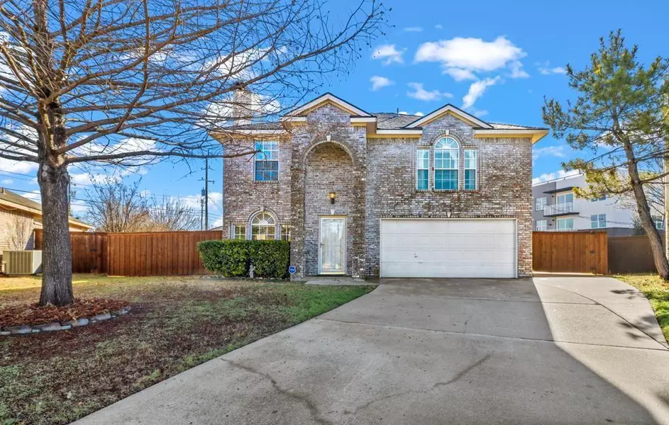 5104 Bryce Canyon Road, Dallas, TX 75211