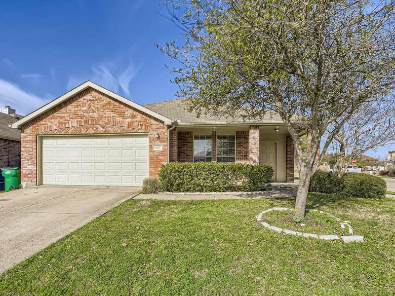 561 Hickory Lane, Fate, TX 75087