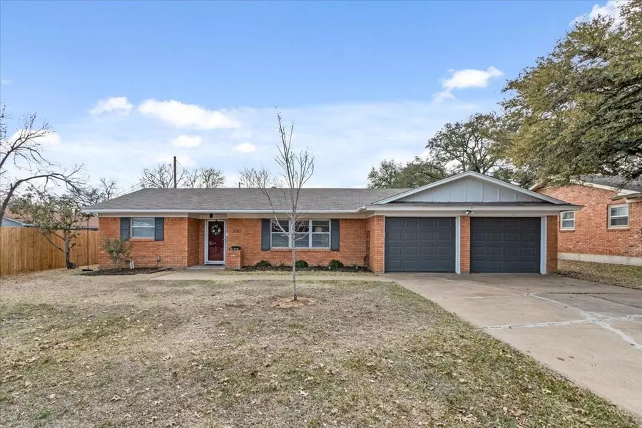 2012 Sugg Drive, Waco, TX 76710