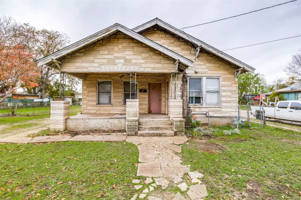 Dallas, TX 75208,703 Buckalew Street