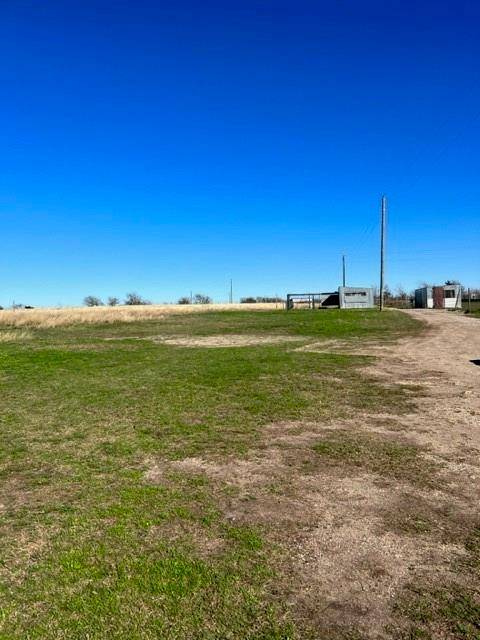 157 Private Road #432, Milford, TX 76670