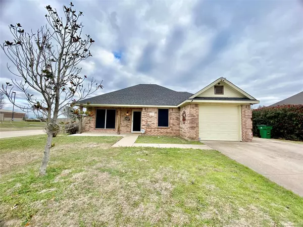 638 Oliver Lane, Waxahachie, TX 75165