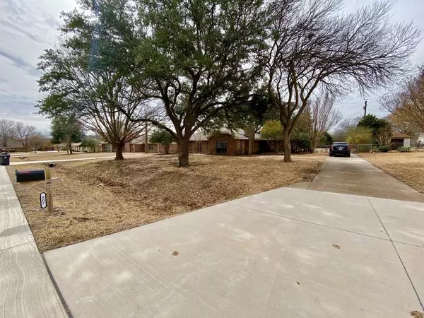 Murphy, TX 75094,807 Summer Place