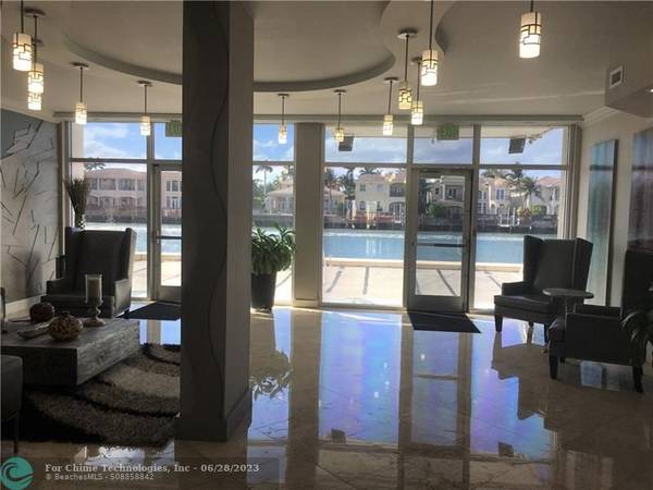 Hollywood, FL 33019,1500 S Ocean Dr  #16-D