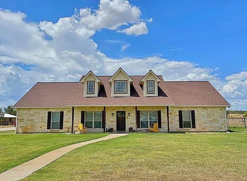 1160 Hill Valley Drive, Stephenville, TX 76401