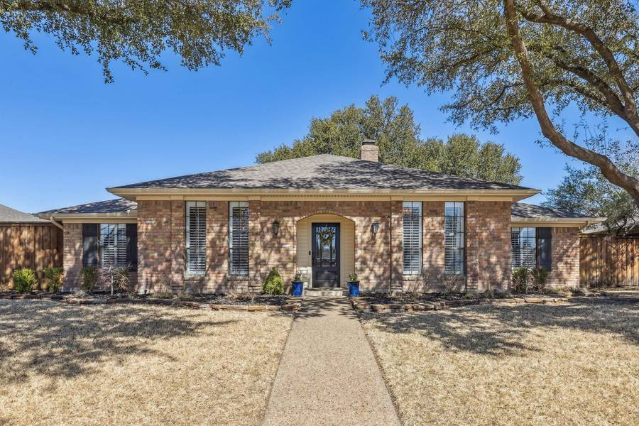 2209 Blackberry Drive, Richardson, TX 75082