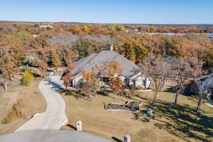 1316 Craft Farms Circle, Azle, TX 76020