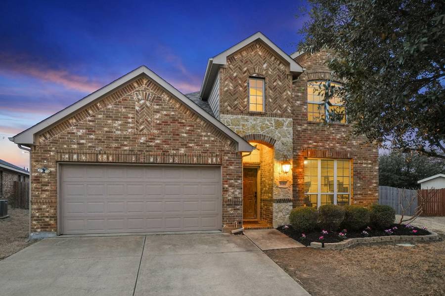 8600 Running River Court, Fort Worth, TX 76131