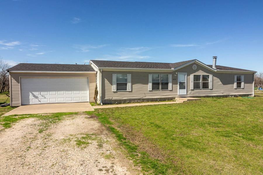 6294 Armadillo Drive, Kemp, TX 75143