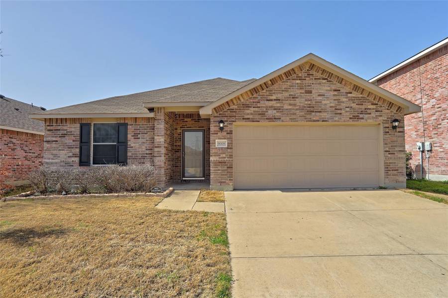 9008 Cloudveil Drive, Arlington, TX 76002