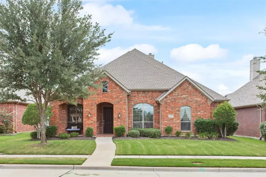 4304 Meadowview Lane, Sachse, TX 75048