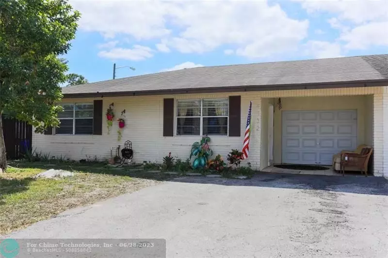 Greenacres, FL 33463,4732 Chariot Cir  #1