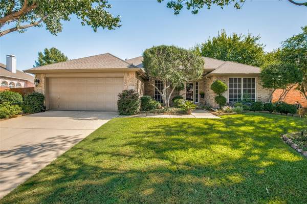 1102 Oakhollow Drive, Corinth, TX 76210