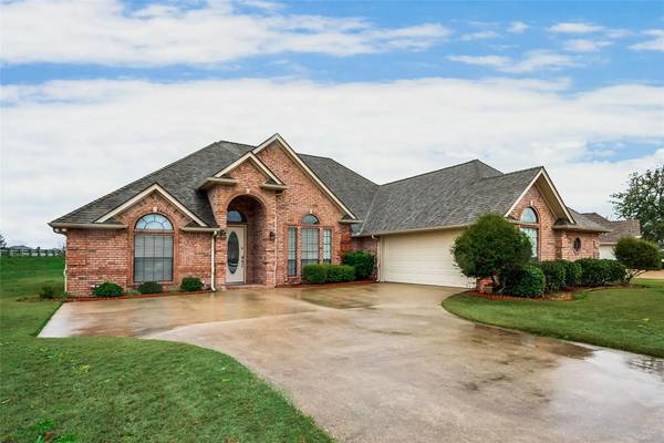 1213 Mallard Way, Granbury, TX 76048