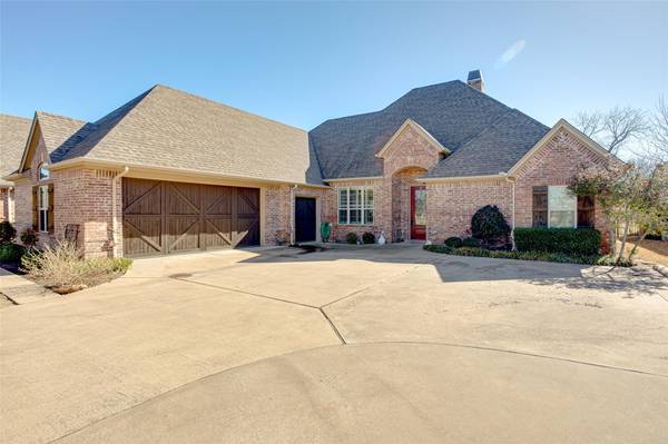 5707 Pebble Beach Drive, Granbury, TX 76049