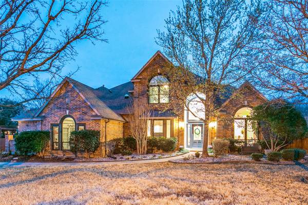 902 Dowling Court, Southlake, TX 76092