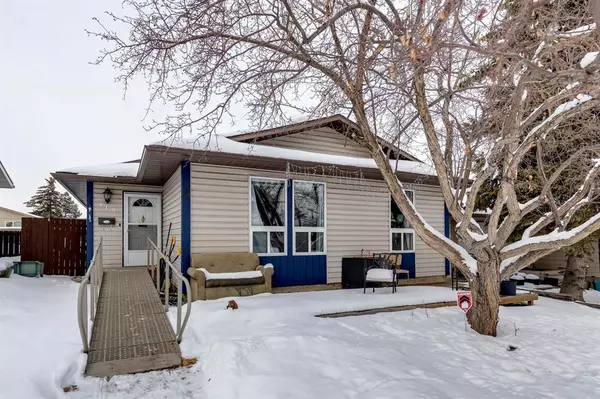 Calgary, AB T3K 1M1,119 Bedwood Bay NE