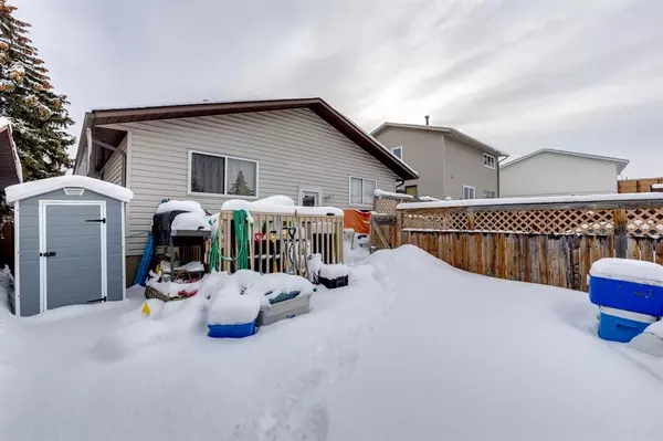 Calgary, AB T3K 1M1,119 Bedwood Bay NE