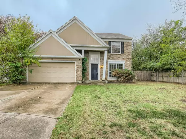 100 Sipes Court, Arlington, TX 76018