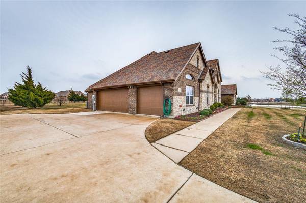 801 Cromwell Court, Mclendon Chisholm, TX 75032