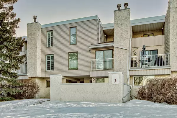 Calgary, AB T2L 1Y3,3500 Varsity DR NW #308