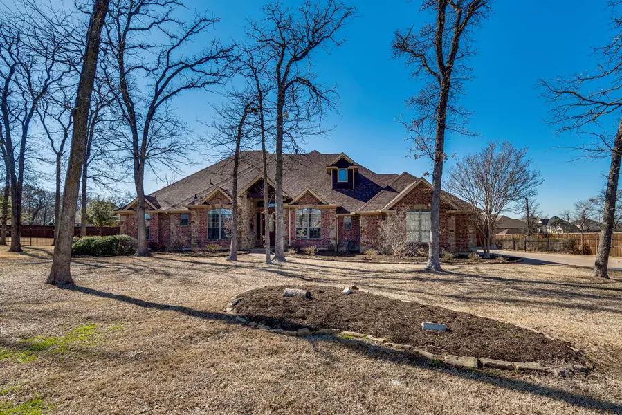 6234 Toscana Circle, Fort Worth, TX 76140