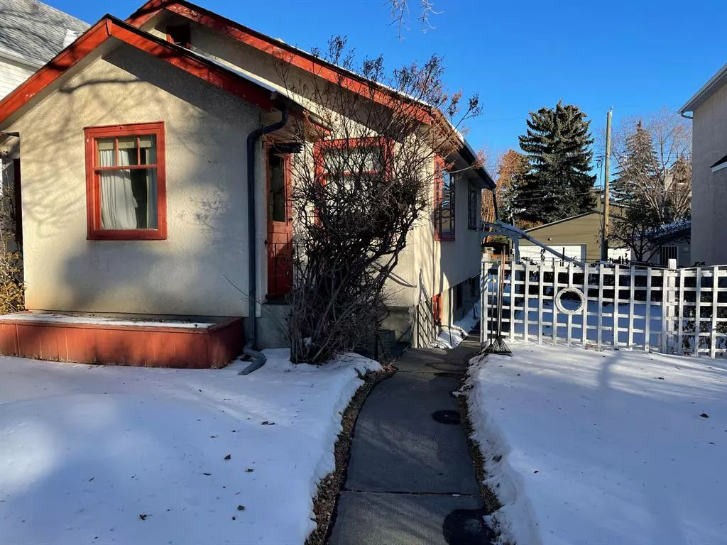 Calgary, AB T2S1V5,3626 3 ST SW