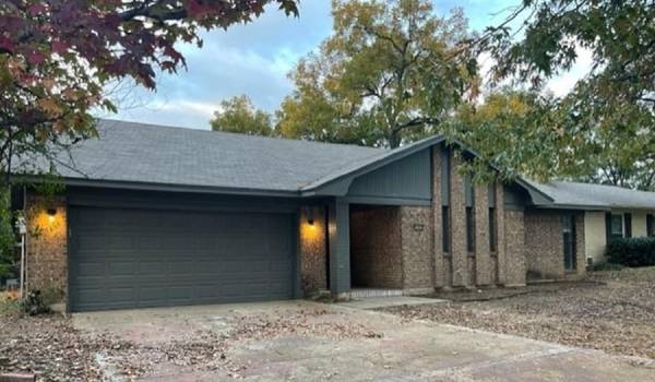 3445 Reno Drive, Paris, TX 75462